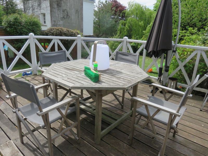 VENDU PAR DMI 11 SAINTE ADRESSE MAISON FAMILIALE + DEPENDANCE POUR INVITES / TERRASSE / JARDIN / GARAGE DOUBLE / DECO MODERNE / PARQUET / CHEMINEE / 7CHAMBRES